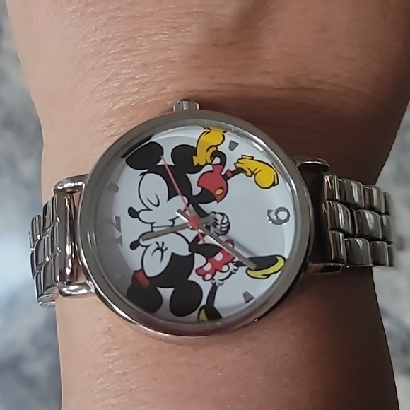 Disney Accessories - Disney Vintage Watch